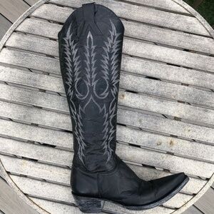 Old Gringo Black and Gray Heeled Boots